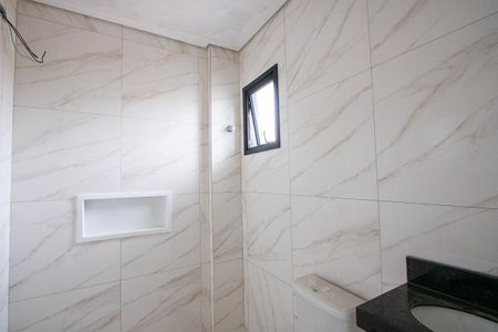 Apartamento à venda com 94m², 2 quartos e 1 vaga Apartamento à venda com 94m², 2 quartos e 1 vagaBanheiro da Suíte