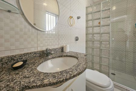 Apartamento para alugar com 159m², 3 quartos e 2 vagasBanheiro da Suíte 1