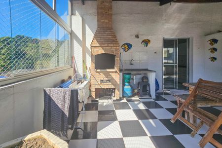 Apartamento para alugar com 159m², 3 quartos e 2 vagasVaranda