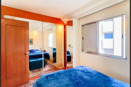 Apartamento à venda com 47m², 1 quarto e 1 vaga Apartamento à venda com 47m², 1 quarto e 1 vagaQuarto