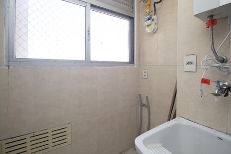 Apartamento à venda com 68m², 3 quartos e 1 vagaÁrea de Serviço