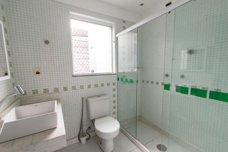 Casa à venda com 127m², 2 quartos e 2 vagasBanheiro