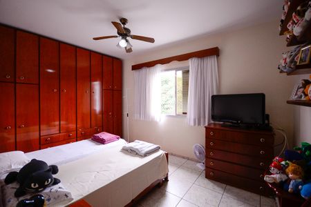 Casa à venda com 137m², 3 quartos e 2 vagas Casa à venda com 137m², 3 quartos e 2 vagasQuarto 1