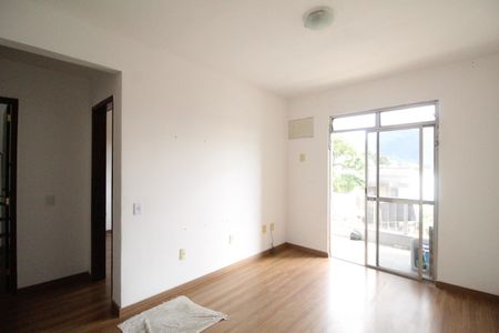 Sala de apartamento à venda com 3 quartos, 120m² em Taquara, Rio de Janeiro