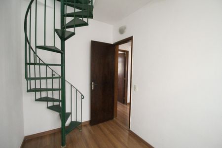 Apartamento à venda com 120m², 3 quartos e 1 vagaQuarto 2