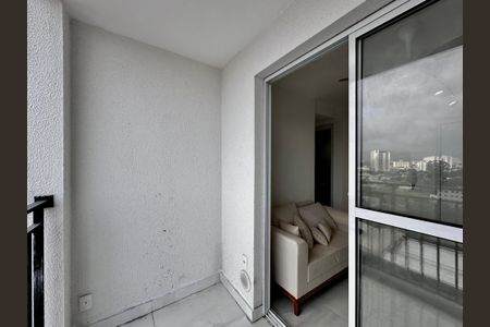 Apartamento à venda com 36m², 2 quartos e sem vagaSacada