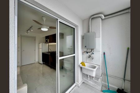 Apartamento à venda com 36m², 2 quartos e sem vagaSacada