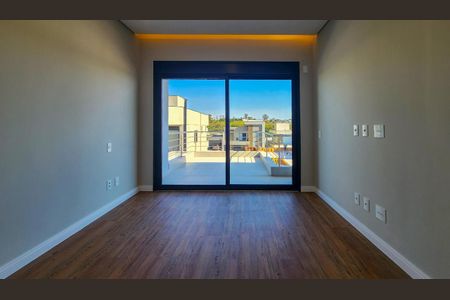 Casa à venda com 285m², 3 quartos e 1 vagaSuíte 2