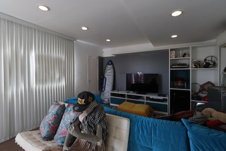 Casa à venda com 184m², 3 quartos e 4 vagasQuarto 3 - Suíte