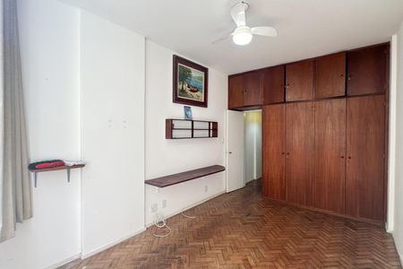 Apartamento à venda com 35m², 1 quarto e 1 vagaSala/Quarto