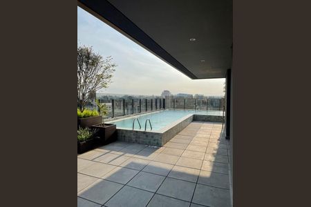 Apartamento à venda com 38m², 1 quarto e sem vaga Apartamento à venda com 38m², 1 quarto e sem vagaÁrea comum - Piscina