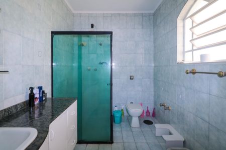 Casa à venda com 348m², 3 quartos e 5 vagas Casa à venda com 348m², 3 quartos e 5 vagasBanheiro da Suíte 3