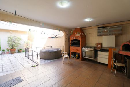 Casa à venda com 348m², 3 quartos e 5 vagas Casa à venda com 348m², 3 quartos e 5 vagasÁrea Gourmet