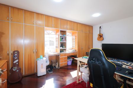 Casa à venda com 348m², 3 quartos e 5 vagas Casa à venda com 348m², 3 quartos e 5 vagasSuíte 3