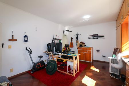 Casa à venda com 348m², 3 quartos e 5 vagas Casa à venda com 348m², 3 quartos e 5 vagasSuíte 3