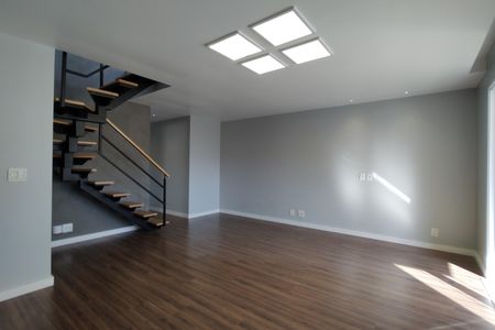 Apartamento para alugar com 150m², 3 quartos e 2 vagas Apartamento para alugar com 150m², 3 quartos e 2 vagasSala