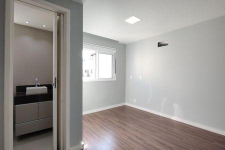 Apartamento para alugar com 150m², 3 quartos e 2 vagas Apartamento para alugar com 150m², 3 quartos e 2 vagasSuíte