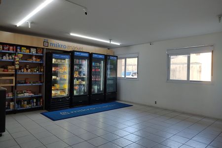 Apartamento para alugar com 150m², 3 quartos e 2 vagas Apartamento para alugar com 150m², 3 quartos e 2 vagasÁrea comum - Mercado