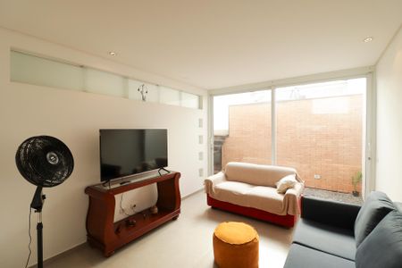 Casa à venda com 150m², 3 quartos e 2 vagasSala