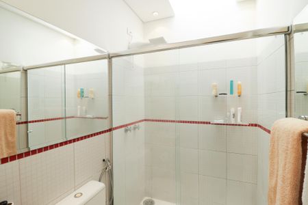 Casa à venda com 150m², 3 quartos e 2 vagasBanheiro da Suíte 1