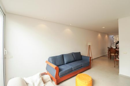 Casa à venda com 150m², 3 quartos e 2 vagasSala