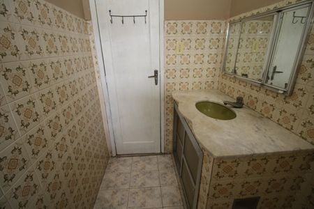 Apartamento para alugar com 71m², 3 quartos e sem vagaBanheiro