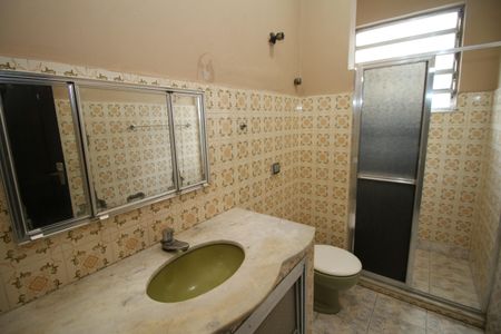Apartamento para alugar com 71m², 3 quartos e sem vagaBanheiro