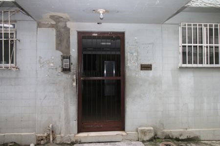 Apartamento para alugar com 71m², 3 quartos e sem vagaEntrada