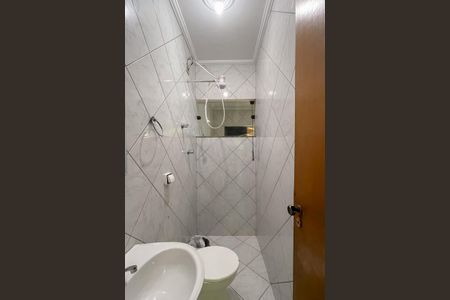 Casa à venda com 327m², 3 quartos e 6 vagas Casa à venda com 327m², 3 quartos e 6 vagasBanheiro Social 2