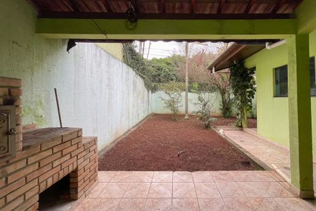 Casa à venda com 327m², 3 quartos e 6 vagas Casa à venda com 327m², 3 quartos e 6 vagasÁrea - Churrasqueira