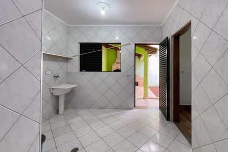 Casa à venda com 327m², 3 quartos e 6 vagas Casa à venda com 327m², 3 quartos e 6 vagasÁrea de Serviço