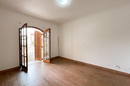 Casa à venda com 327m², 3 quartos e 6 vagas Casa à venda com 327m², 3 quartos e 6 vagasSuíte