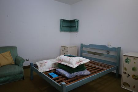 Casa à venda com 1000m², 3 quartos e 4 vagasSuíte 2