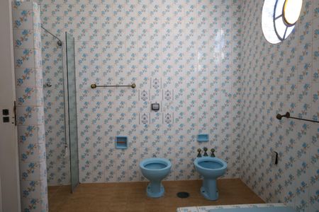 Casa à venda com 1000m², 3 quartos e 4 vagasBanheiro da Suíte 3