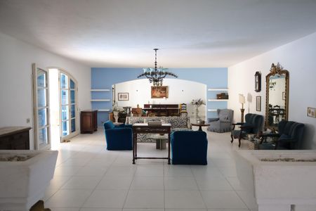 Casa à venda com 1000m², 3 quartos e 4 vagasSala