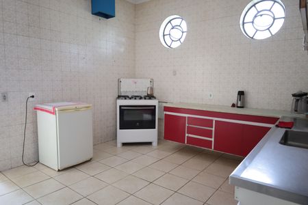 Casa à venda com 1000m², 3 quartos e 4 vagasCozinha 1