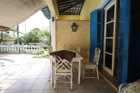 Casa à venda com 1000m², 3 quartos e 4 vagasÁrea Externa