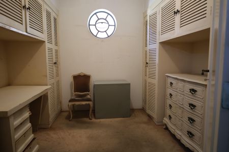 Casa à venda com 1000m², 3 quartos e 4 vagasCloset Suíte 3