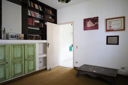 Casa à venda com 1000m², 3 quartos e 4 vagasSala