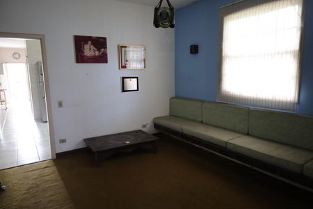 Casa à venda com 1000m², 3 quartos e 4 vagasSala