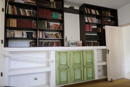 Casa à venda com 1000m², 3 quartos e 4 vagasSala