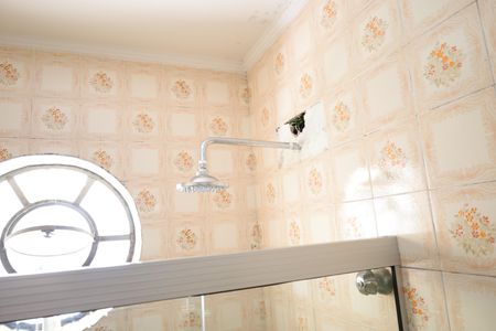 Casa à venda com 1000m², 3 quartos e 4 vagasBanheiro da Suíte 2