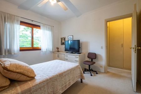 Casa à venda com 380m², 5 quartos e 4 vagasQuarto 4