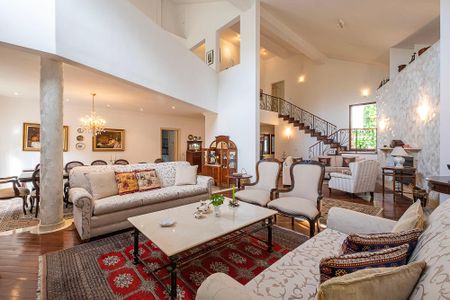 Casa à venda com 380m², 5 quartos e 4 vagasSala 1