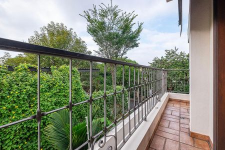 Casa à venda com 380m², 5 quartos e 4 vagasSala 2 - Varanda