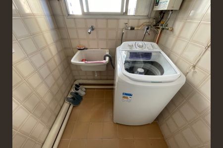 Apartamento à venda com 61m², 2 quartos e 1 vagaÁrea de Serviço