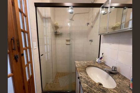 Apartamento à venda com 61m², 2 quartos e 1 vagaBanheiro Social