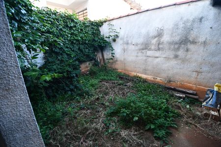 Casa à venda com 187m², 3 quartos e 2 vagasQuintal