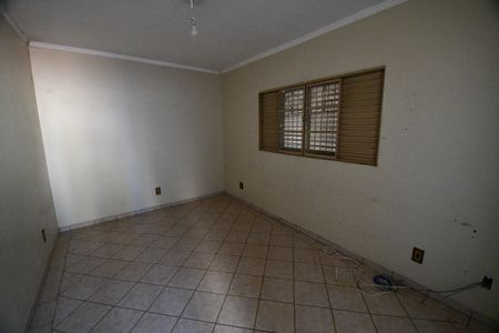 Casa à venda com 187m², 3 quartos e 2 vagasQuarto de Serviço 2