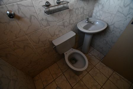 Casa à venda com 187m², 3 quartos e 2 vagasBanheiro de serviço